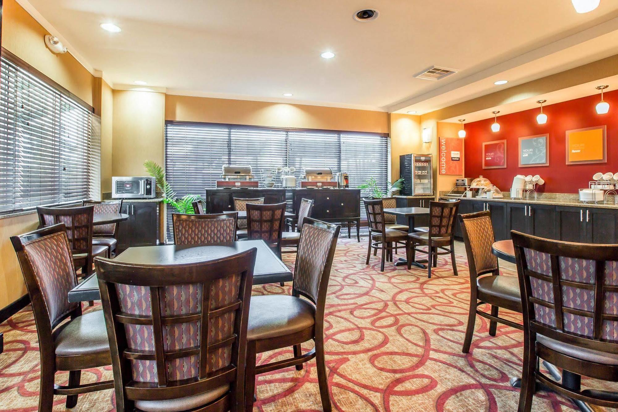 Comfort Suites Ontario Airport Convention Center מראה חיצוני תמונה
