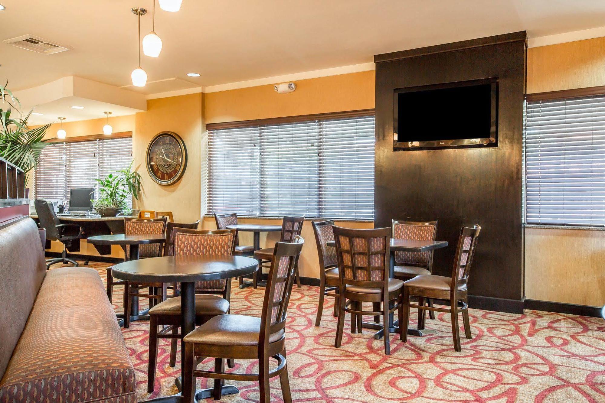 Comfort Suites Ontario Airport Convention Center מראה חיצוני תמונה
