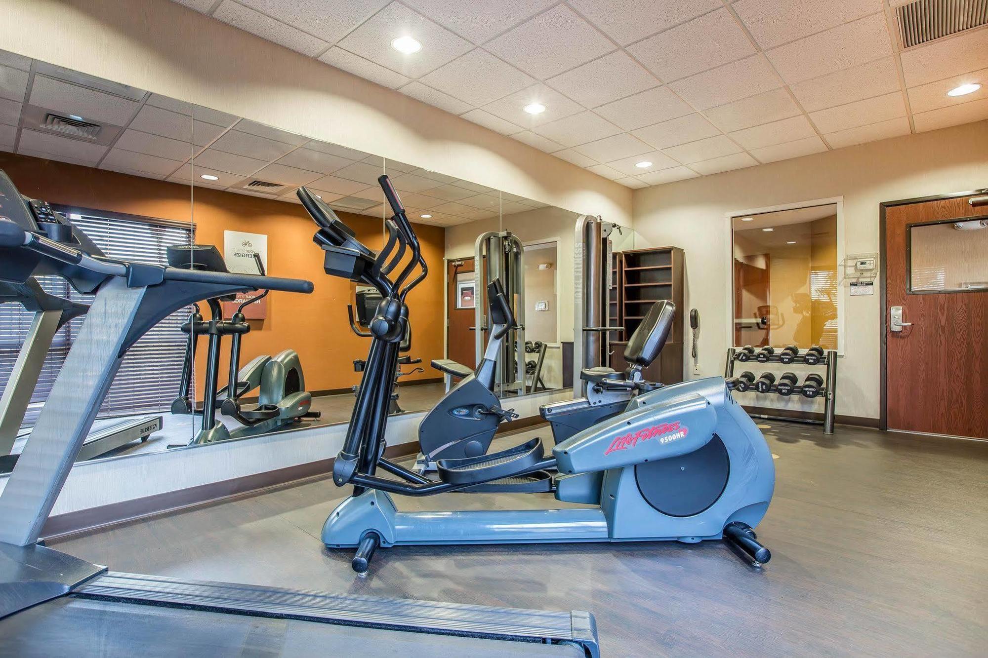 Comfort Suites Ontario Airport Convention Center מראה חיצוני תמונה